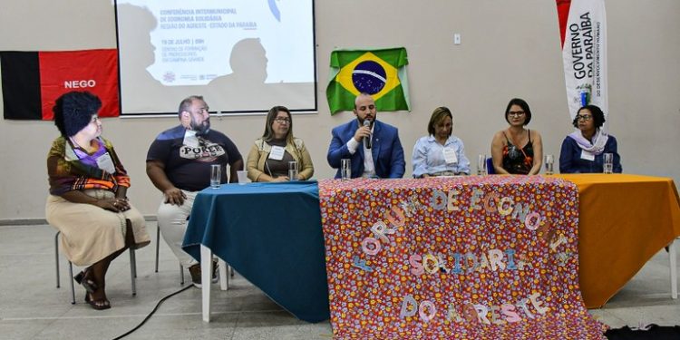 Conferência intermunicipal discute políticas públicas para fortalecimento da economia solidária