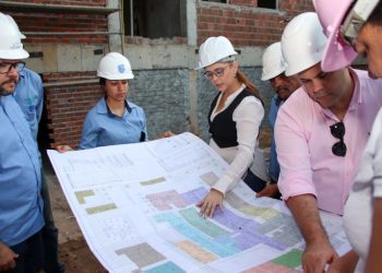 Governo da Paraíba inspeciona obras do Hospital Regional de Guarabira com representantes do BID