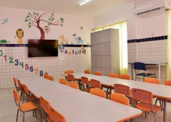 Prefeitura de Patos inaugura creche para 50 crianças no Alto da Tubiba e homenageia menino Gabriel de Sousa Medeiros Araújo