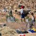 Afogados em dívidas, países pobres asfixiam investimentos sociais para pagar credores