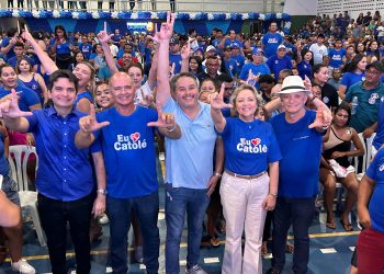 Em Catolé do Rocha, Murilo Galdino prestigia convenção de Laurinho Maia e Paulina