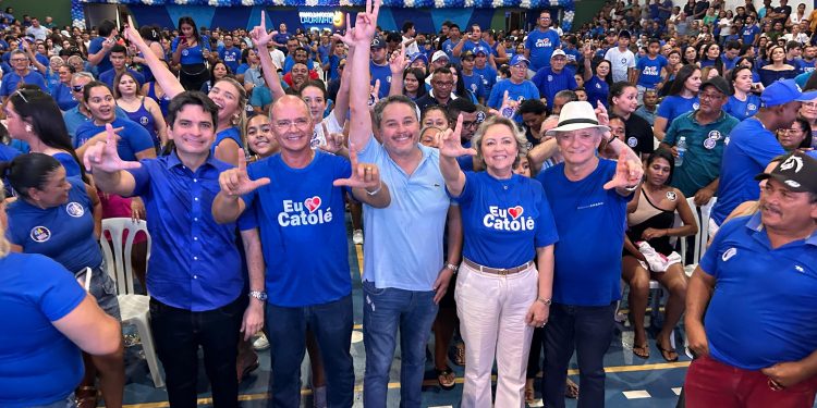 Em Catolé do Rocha, Murilo Galdino prestigia convenção de Laurinho Maia e Paulina