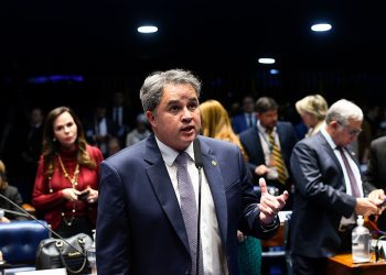Desoneração de setores da economia entra na pauta de Plenário desta quarta (10)