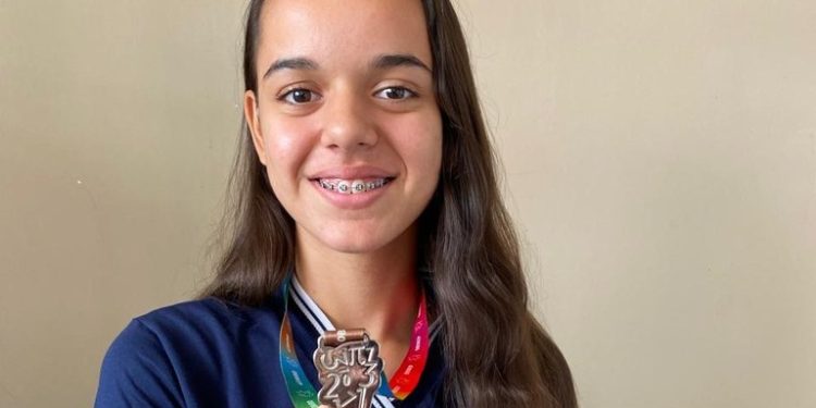 Estudantes da rede estadual conquistam medalhas na Olimpíada Brasileira de Astronomia