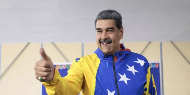 Reeleito: Conselho Eleitoral anuncia vitória de Maduro na Venezuela