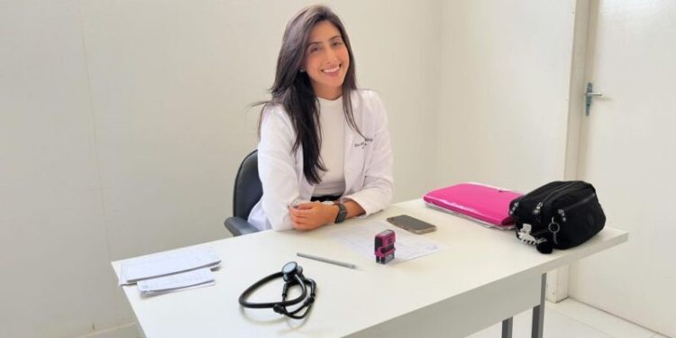 Filha de Manoel Júnior entra na política e será anunciada como vice em Pedras de Fogo