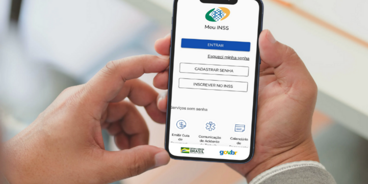 INSS orienta segurados a usarem serviços digitais durante greve