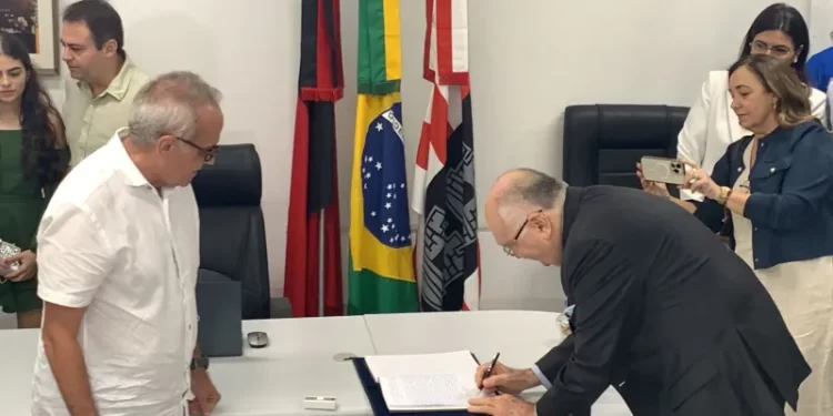 Presidente do TCE-PB assume comando da Prefeitura de João Pessoa por 9 dias