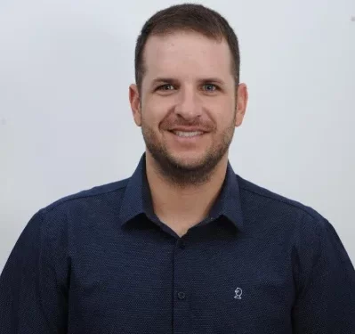 Prefeito de São João do Cariri desafia TCE e mantém contratações irregulares e apadrinhados políticos