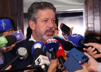 Regulamentação da reforma tributária será votada a partir da próxima quarta-feira, diz Lira