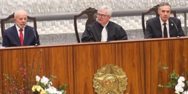 João Azevêdo prestigia posse de ministro paraibano Herman Benjamim na presidência do STJ