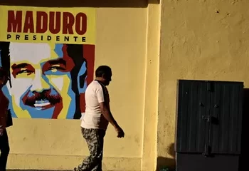 Supremo Tribunal da Venezuela recebe candidatos para conferência de votos