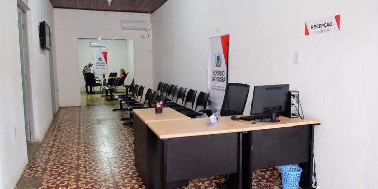 Governo entrega duas novas Casas da Cidadania para atender a população de Areia e Arara