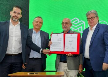 João Azevêdo assina Protocolo de Intenções para a criação do Polo Moveleiro Metropolitano