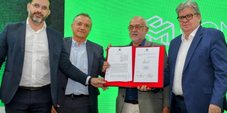 João Azevêdo assina Protocolo de Intenções para a criação do Polo Moveleiro Metropolitano