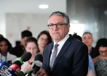 Governo vai cumprir qualquer decisão do STF, garante Padilha sobre ‘emendas Pix’