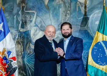 Brasil e Chile assinam 19 atos bilaterais