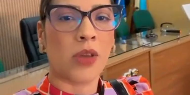 Vereadora de São João do Cariri denuncia censura durante palestra sobre violência contra a mulher