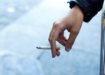 Decreto aumenta imposto sobre cigarro e eleva preço mínimo do maço