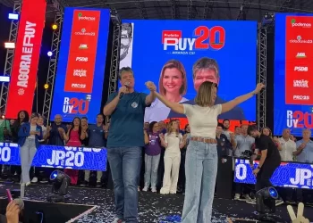 Candidatura de Ruy e Amanda é oficializada durante convenção do Podemos