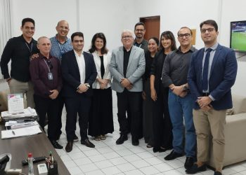 ALPB recebe visita e troca experiências com servidores da ALRN