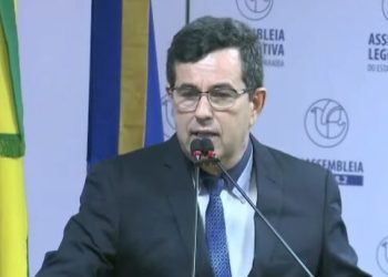 Aron Andrade assume mandato na Assembleia Legislativa da Paraíba