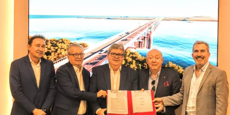 Governador assina contrato para construção da Ponte do Futuro, complexo rodoviário que interligará Cabedelo, Santa Rita e Lucena