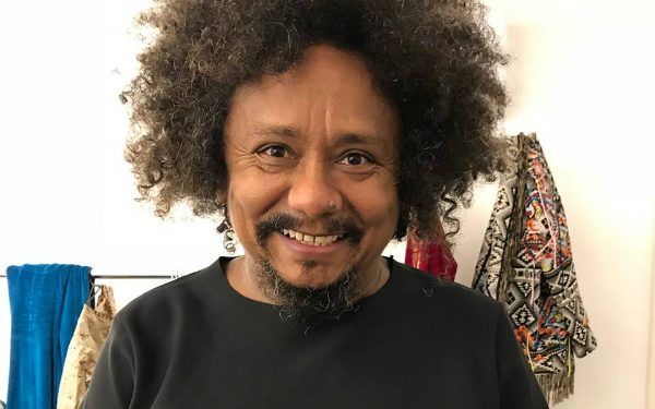 Chico César doa dinheiro para campanha de candidata do PSOL na Paraíba