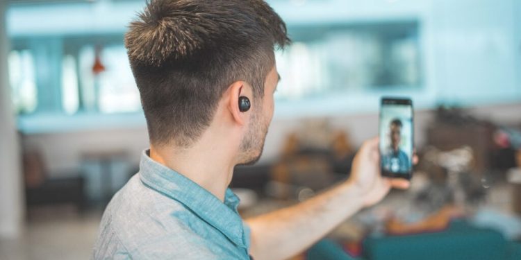 ELEIÇÕES 2024: Candidatas e candidatos podem fazer lives para promoção pessoal