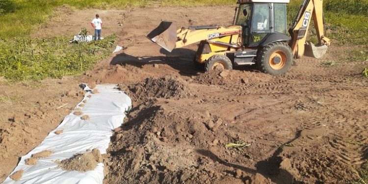 Construção de barragem subterrânea beneficia famílias agricultoras em Itatuba
