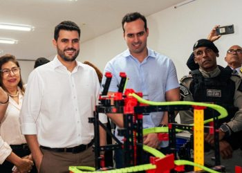 Vice-governador entrega 240 laboratórios de Robótica e destaca avanços na Educação da Paraíba