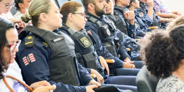 Ronda Maria da Penha presta atendimento a 40 mulheres em João Pessoa