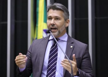 Leonardo Gadelha defende regulamentação de novas tecnologias e criação de Observatório de Inovação no Congresso