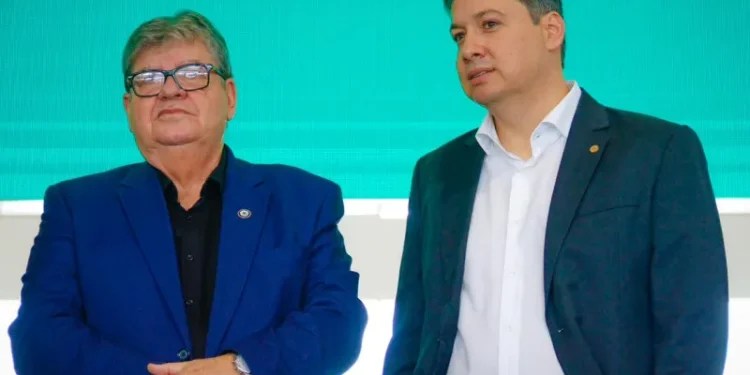 Júnior Araújo rompe com João Azevêdo por causa da eleição em Cajazeiras