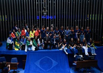 Posse dos 27 jovens senadores de 2024 acontece nesta segunda-feira (05)