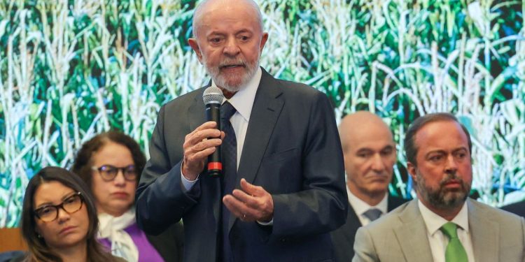 Governo Federal oferecerá gás de cozinha para 20 milhões de famílias