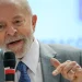 Lula critica privatizações de empresas públicas em visita à Telebras