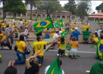 Pesquisa aponta que 30% dos pessoenses afirmam ser de direita e 27% de esquerda