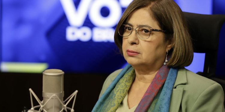 Governo federal lança campanha Feminicídio Zero