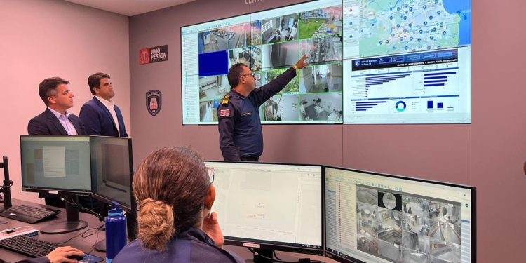 Central de Monitoramento de Segurança de João Pessoa é destaque na América Latina