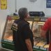 Quatro supermercados são notificados por irregularidades em açougues na Capital