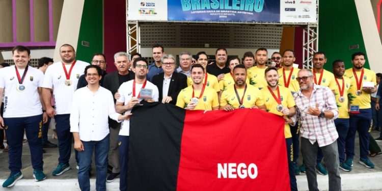 João entrega novo Ronaldão, recepciona medalhistas paralímpicos e destaca investimentos no segmento esportivo