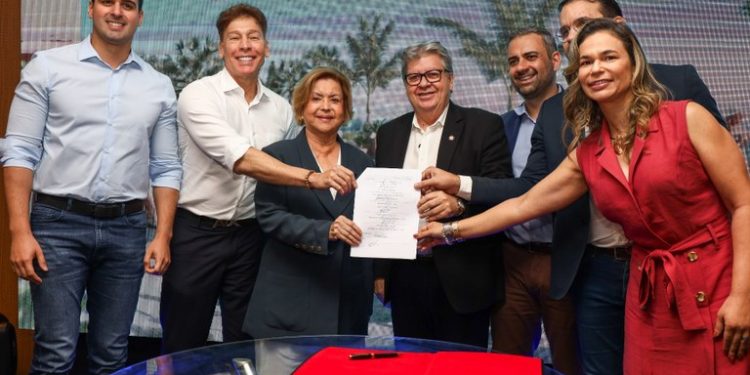 Governador formaliza instalação de mais um resort no Polo Turístico Cabo Branco com investimento de R$ 76 milhões