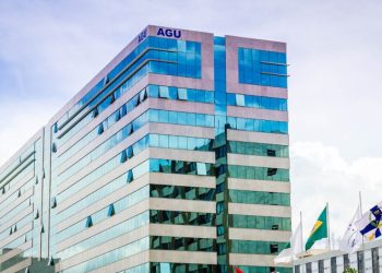 AGU recorre de decisão do TCU sobre presente recebido por presidentes