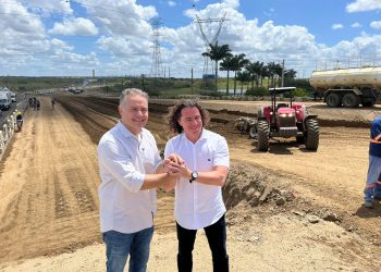 Ministro dos Transportes ressalta atuação de Veneziano na duplicação da BR 230 e anuncia acesso ao conjunto Aluízio Campos