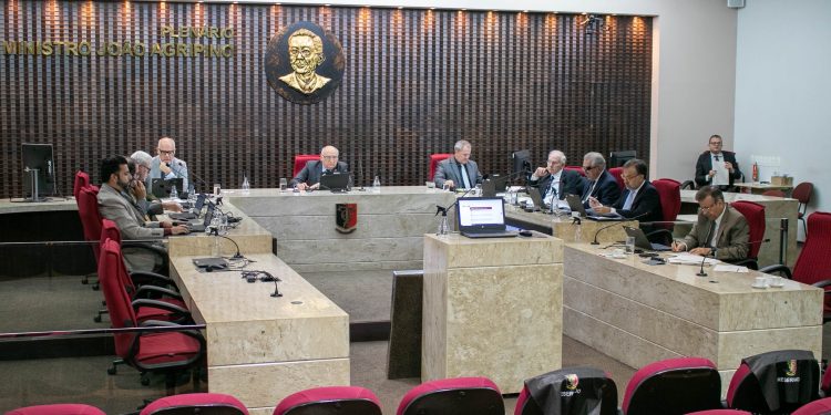 TCE-PB aprova contas do Corpo de Bombeiros, Gabinete Civil e das prefeituras de Algodão de Jandaíra e Pilões