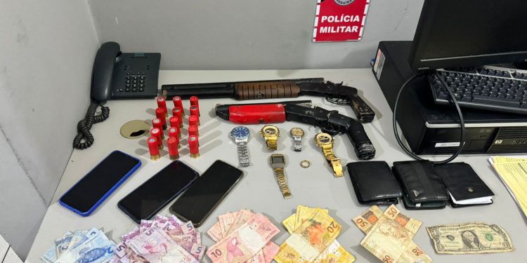 Polícia Militar salva vítima de sequestro-relâmpago e prende acusados em Santa Rita