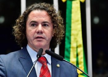 Lula sanciona lei que Veneziano relatou no Senado, que moderniza concursos e autoriza realização de provas on-line