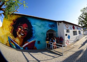 Governo da Paraíba entrega reforma e ampliação de escola em São Bento