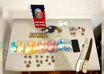 Polícia Militar prende acusado por tráfico de drogas e apreende arma de fogo em Patos